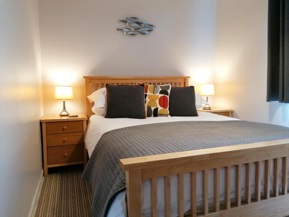 Schooner Point Guest House Looe Εξωτερικό φωτογραφία