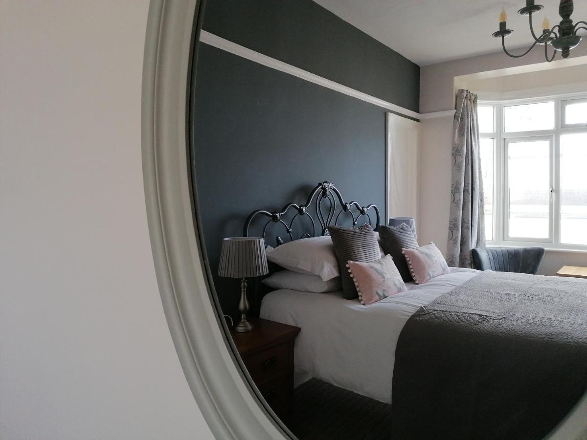 Schooner Point Guest House Looe Εξωτερικό φωτογραφία