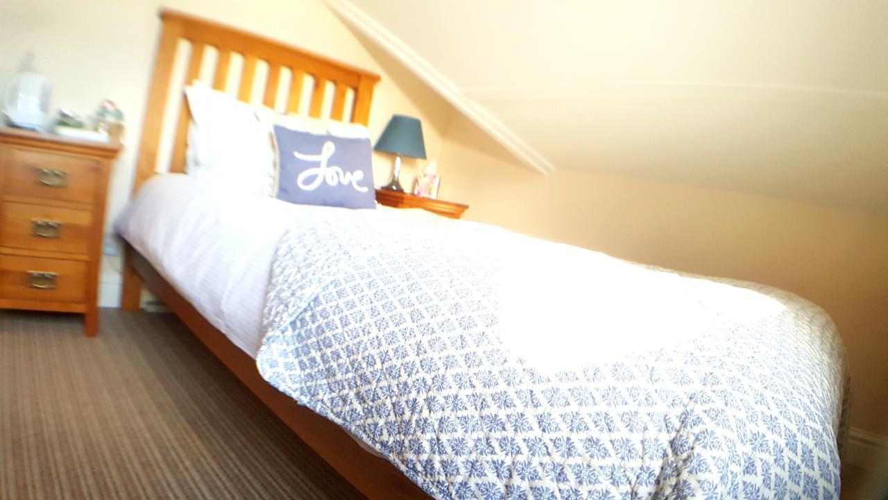 Schooner Point Guest House Looe Εξωτερικό φωτογραφία